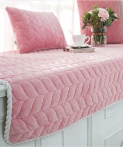 Non-Slip Crystal Velvet Bay Window Mat